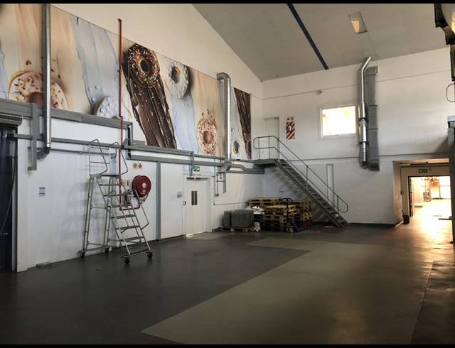 2,109M² FACTORY TO LET IN EPPING INDUSTRIAL